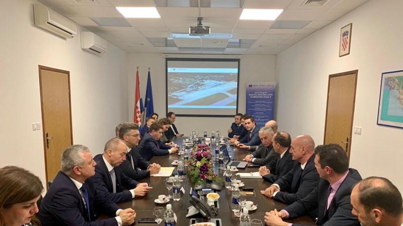 Za Pelješki most i Zračnu luku Dubrovnik pola milijarde eura iz EU fondova 